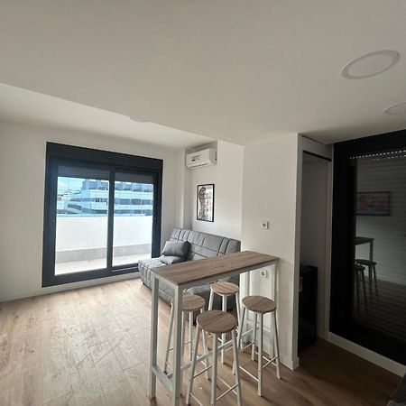 Estudios Homer Y Disney Con Piscina Climatizada, Piscina Exterior,Gimnasio, Coworking, Padel,Netflix Y Wifi Gratis Сан-Себастиан-де-лос-Рейес Экстерьер фото