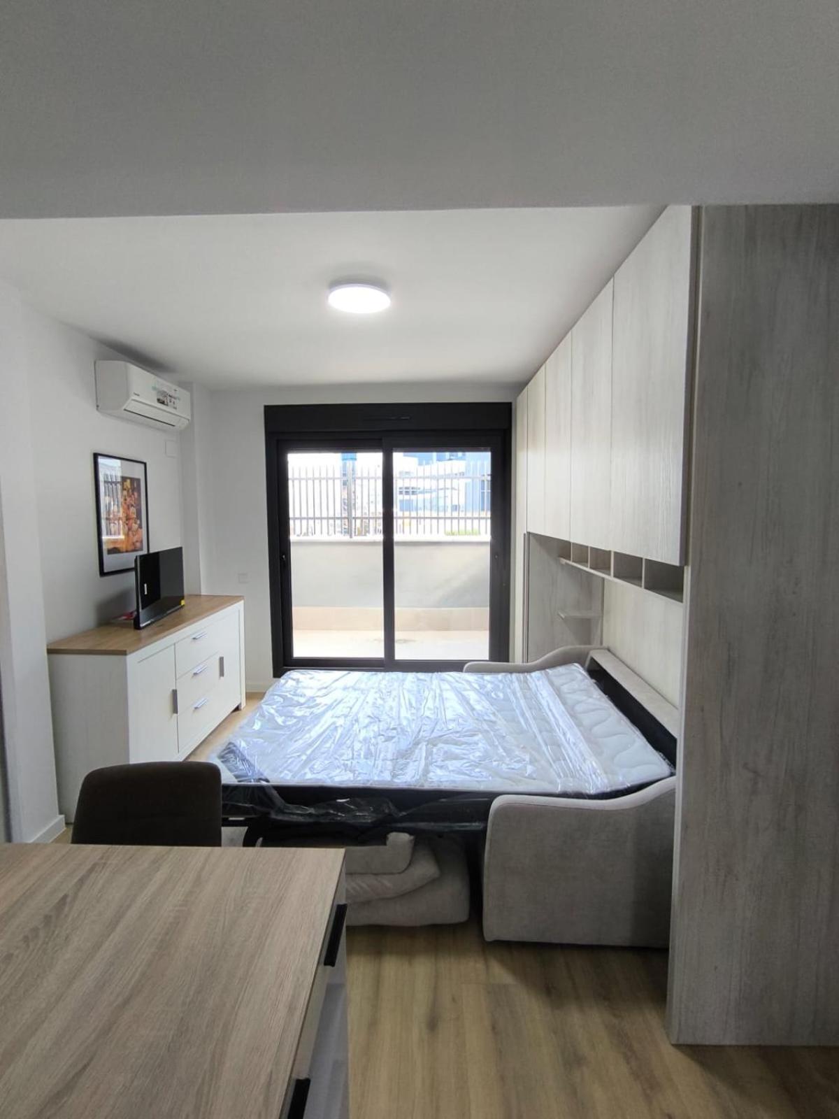 Estudios Homer Y Disney Con Piscina Climatizada, Piscina Exterior,Gimnasio, Coworking, Padel,Netflix Y Wifi Gratis Сан-Себастиан-де-лос-Рейес Экстерьер фото